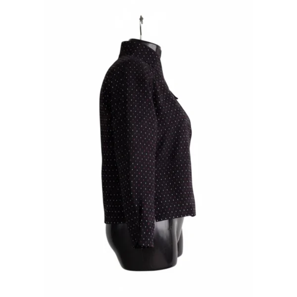 Chaubandi Cholo – black dot pattern side profile
