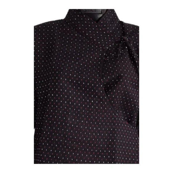 Close-up of black dot pattern with red and white micro dots – Chaubandi Cholo