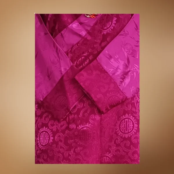 Fuchsia jacquard one-piece bakhu with tonal wonju effect – texture close-up