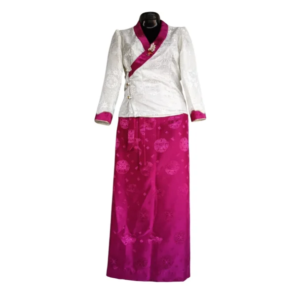 Ivory and fuchsia women’s bakhu set