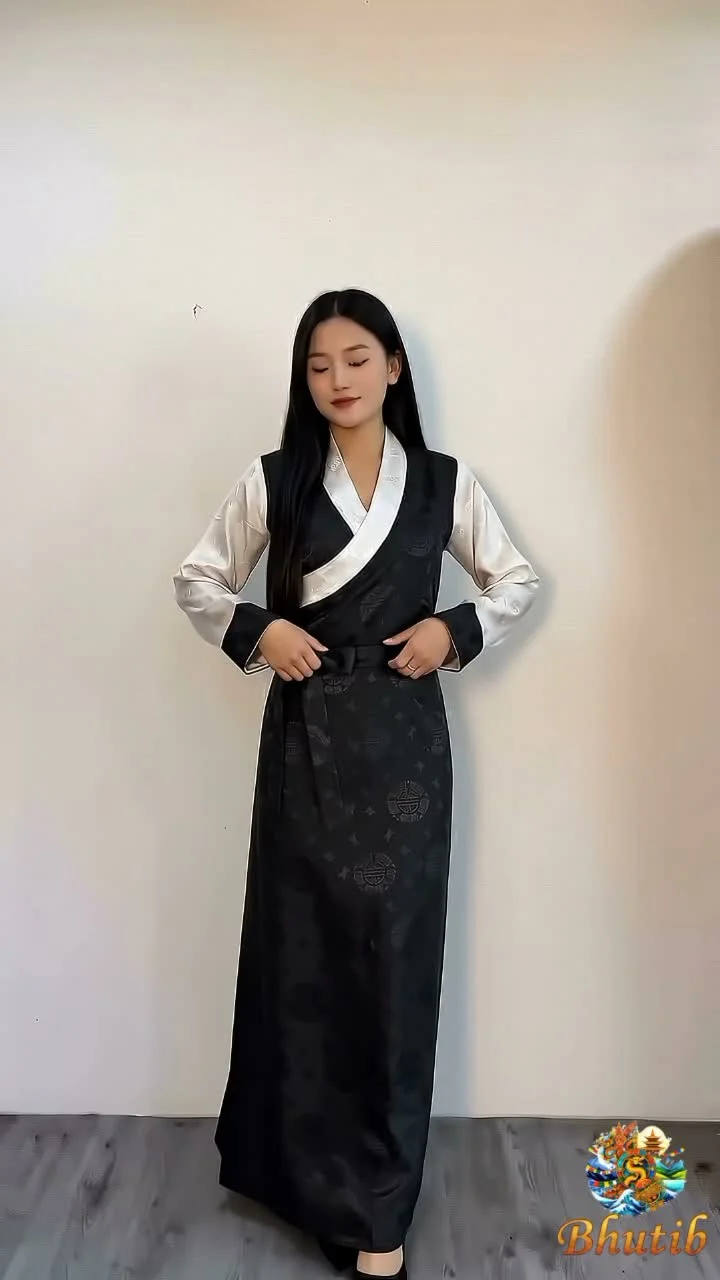 Women’s One-Piece Bakhu with Attached Wonju, product video