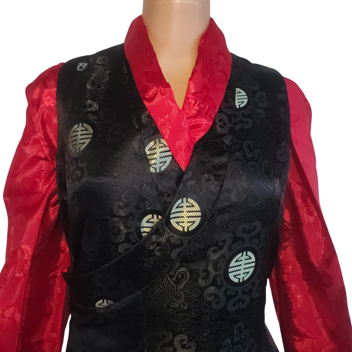 black bakhu with red honju close up view