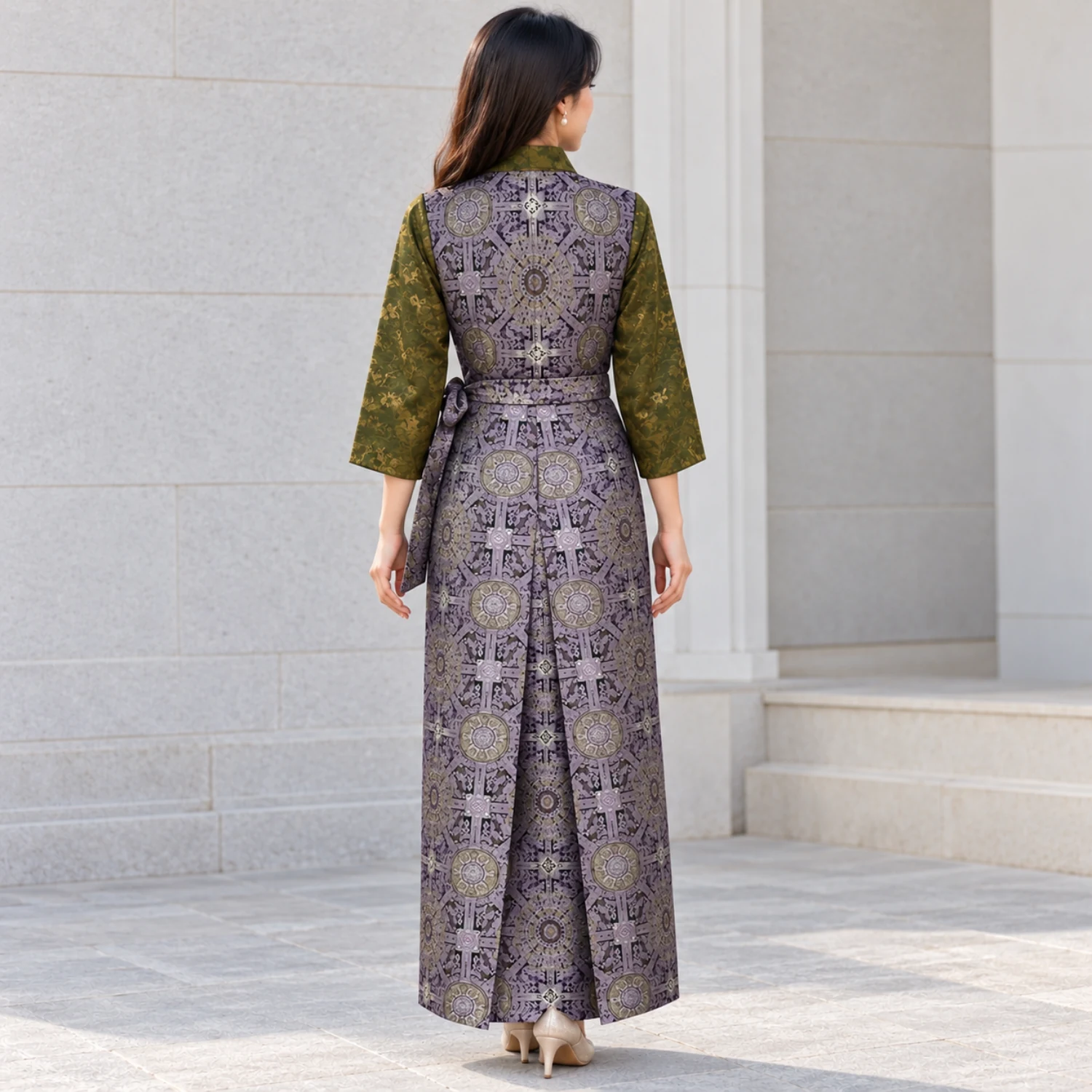 Tamang Kuchin Bakhu with Three-Quarter Honju Sleeves 4 Lilac kuchin bakhu back view with inverted pleat